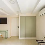 Palazzo Maddaloni Sweet Home By Napoliapartments