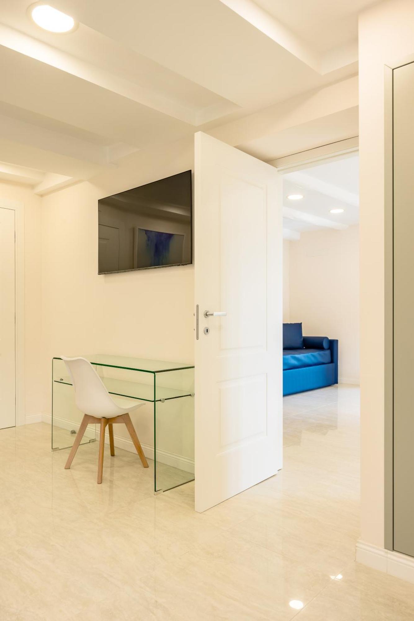 Apartment Palazzo Maddaloni Sweet By Napoliapartments