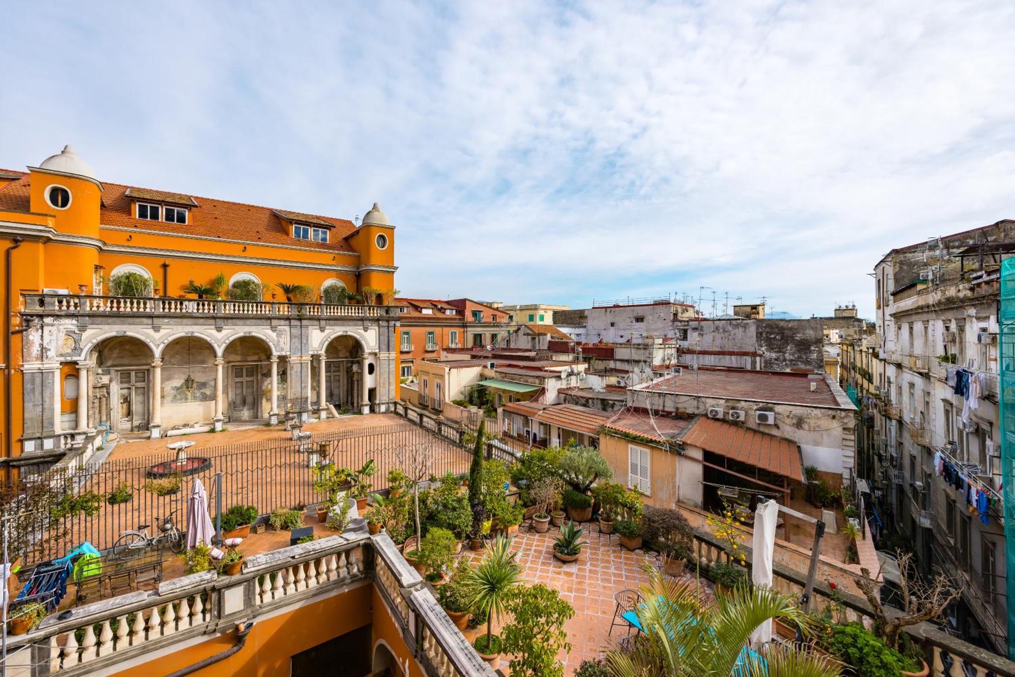 Apartment Palazzo Maddaloni Sweet By Napoliapartments Naples