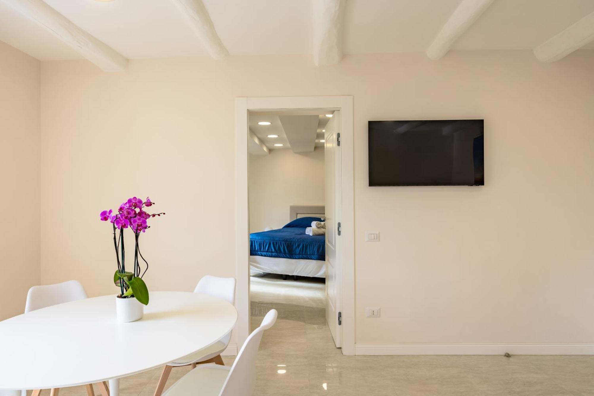 Apartment Palazzo Maddaloni Sweet By Napoliapartments *